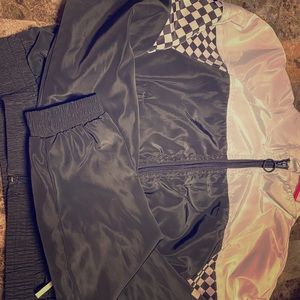 Rue 21 checkered windbreaker